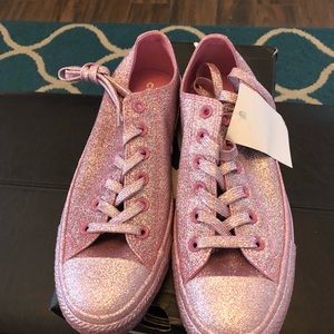 New with tags pink glitter converse